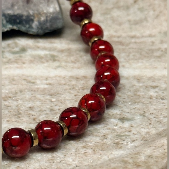 Red Quartz Statement Collar Necklace - Picture 4 of 5